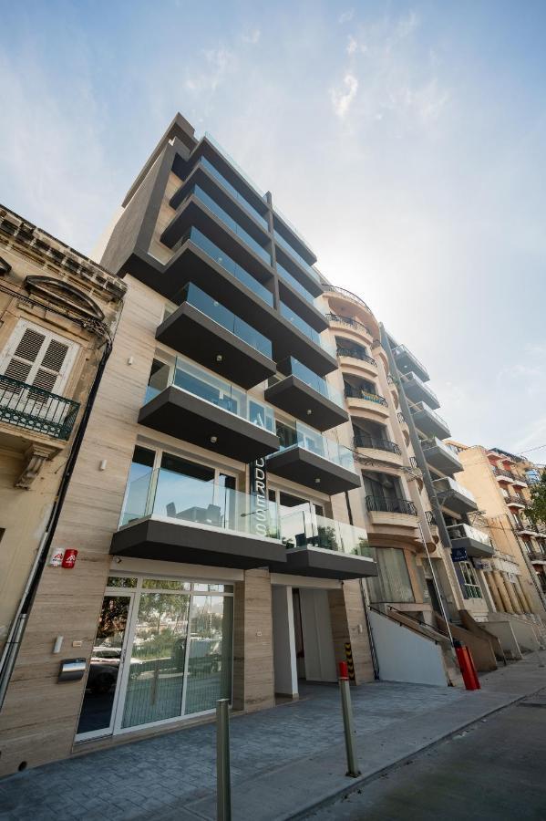 The Address Seafront Suites With Hot Tub Pietà Exterior foto